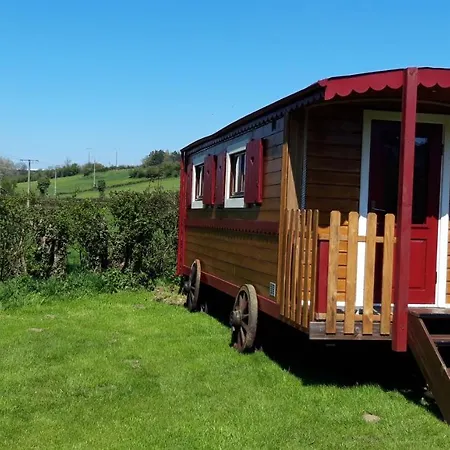 Chalet La Roulotte Au Coeur De La Cote D'opale *